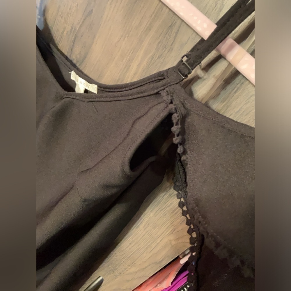 Off the shoulder dress. EUC, small - Picture 3 of 4